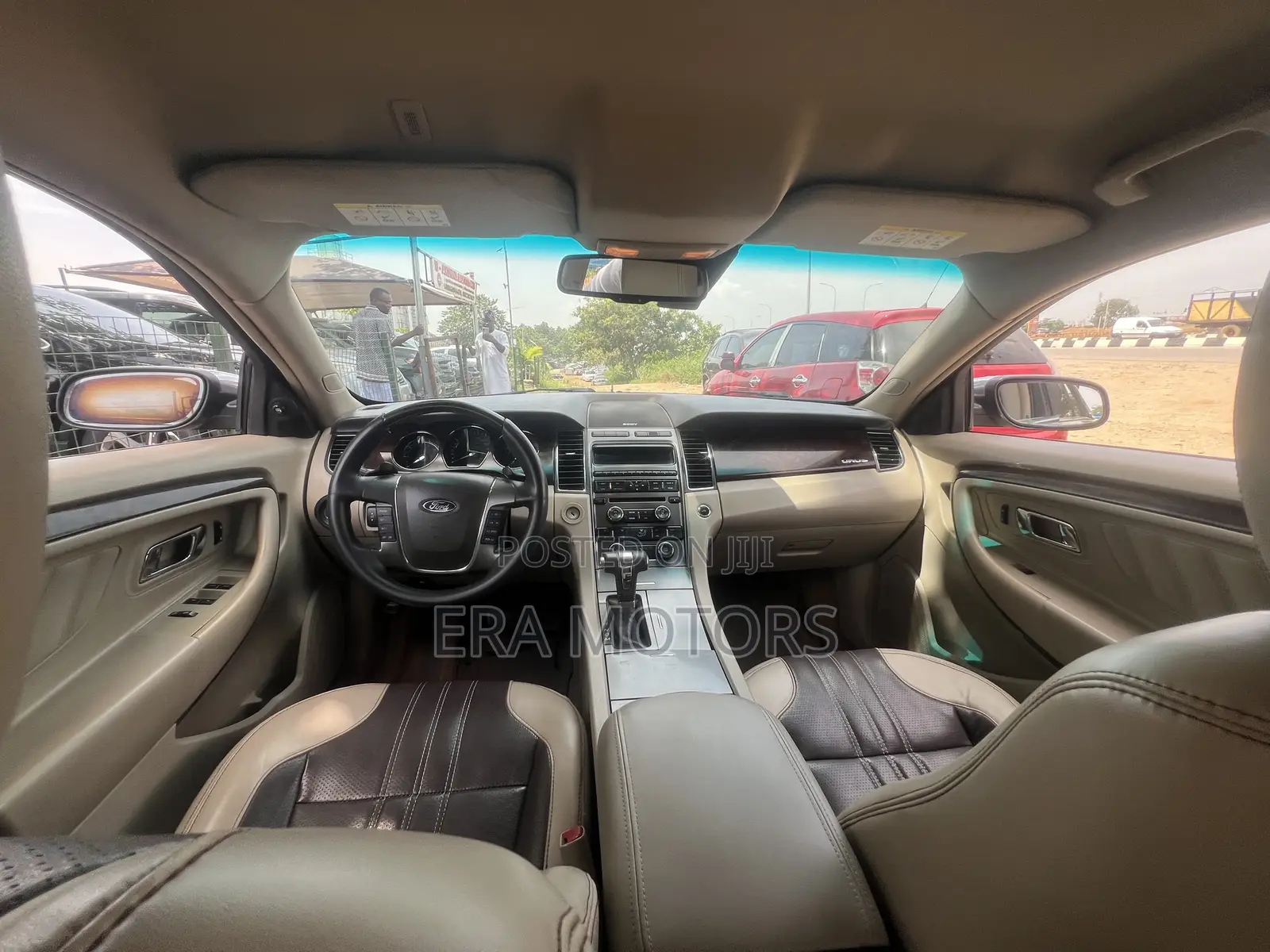 Ford Taurus 2012 Gray