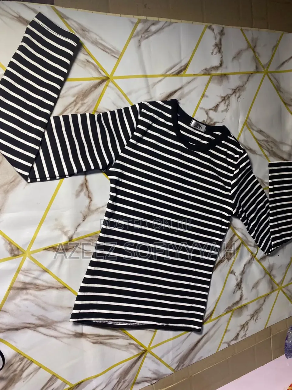 Long-Sleeve and Short-Sleeve Basic Tops