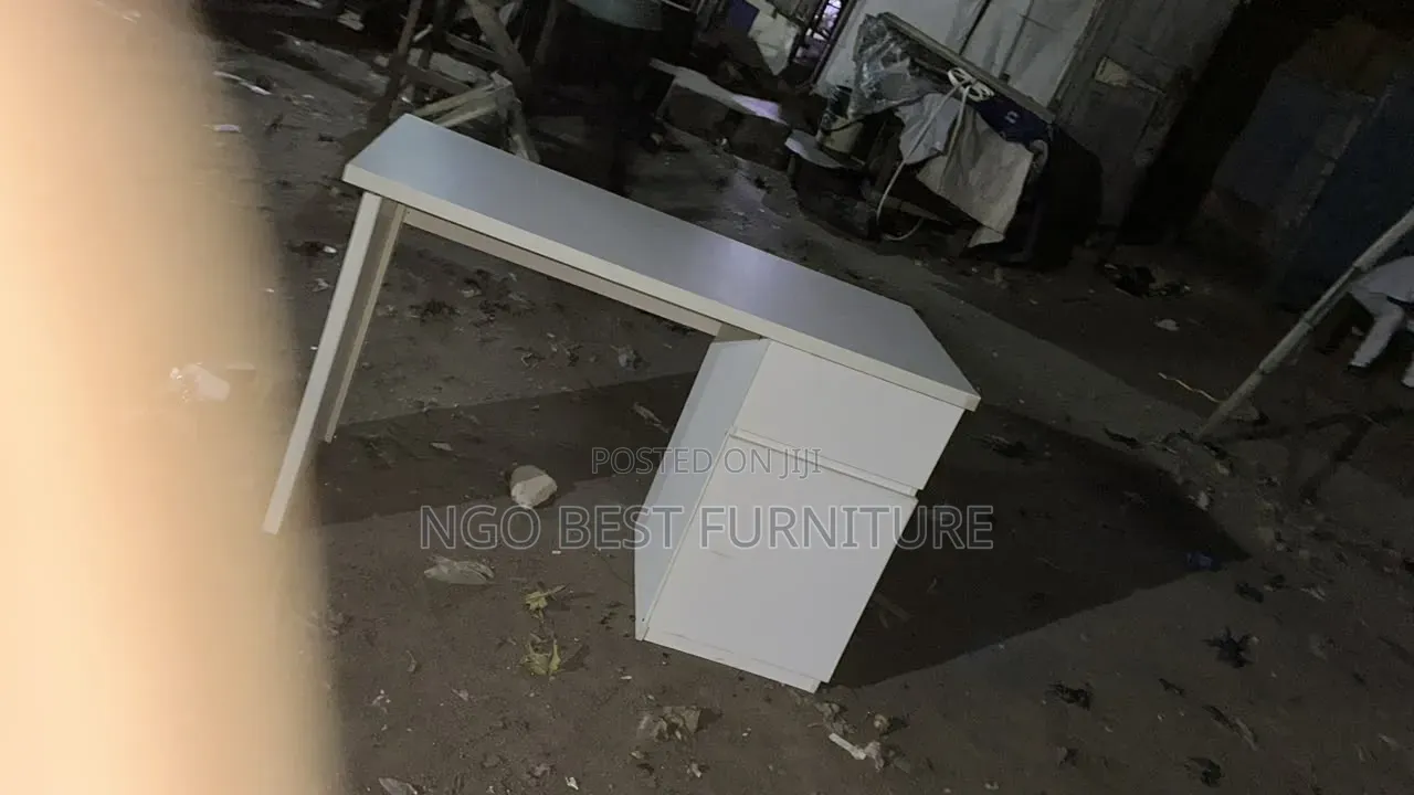 HDF Office Table