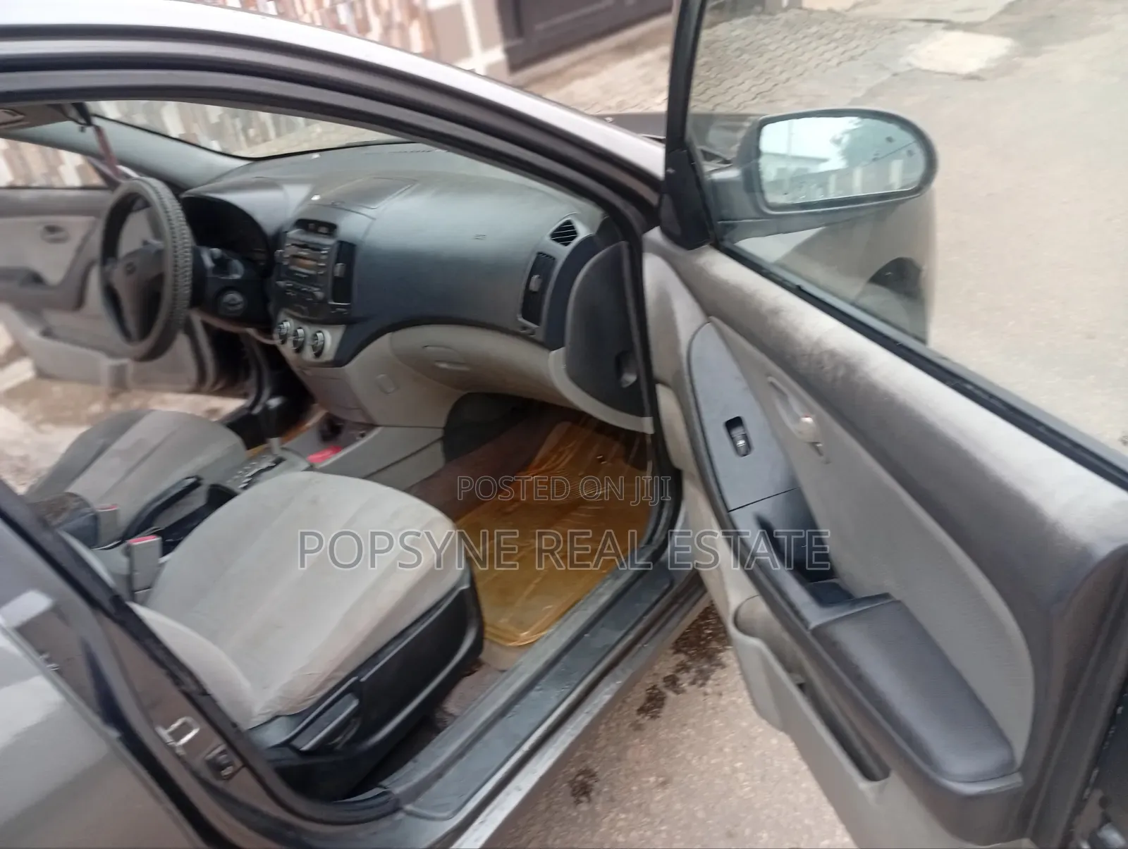 Hyundai Elantra 2009 Gray
