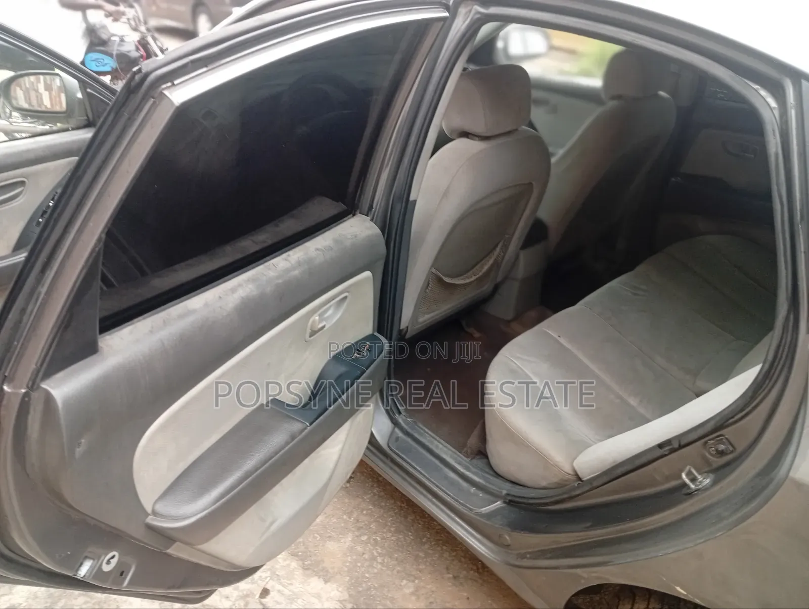 Hyundai Elantra 2009 Gray