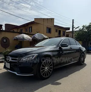 Mercedes-Benz C400 2016 Black