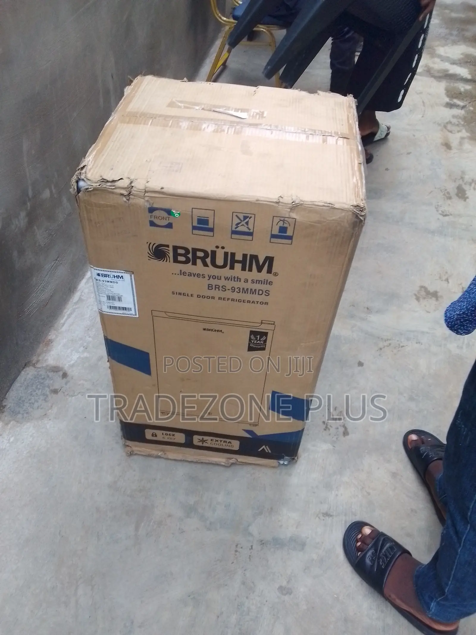 Bruhm BRS-93MMDS Compact Refrigerator 93L