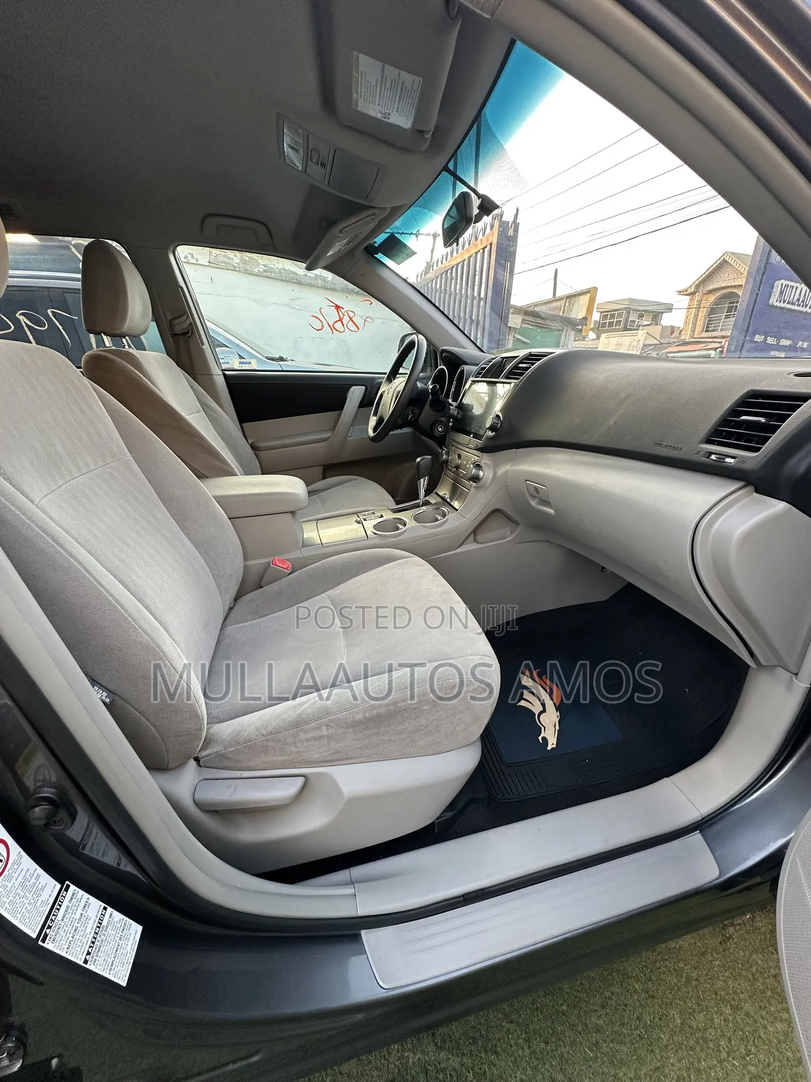 Toyota Highlander 2012 Gray