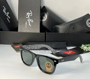 Unisex Ray-Ban Sunglasses Comes Fully Boxed