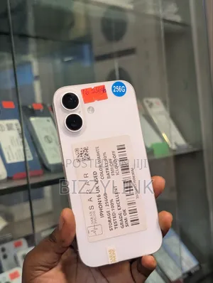 Apple iPhone 16 256 GB White