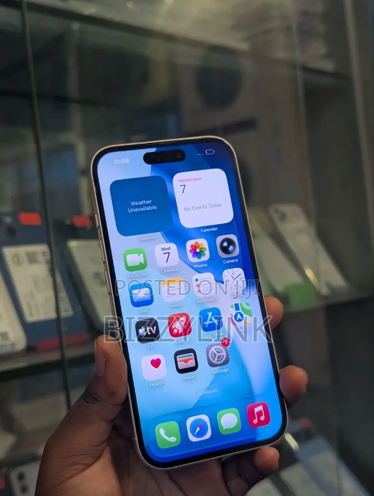 Apple iPhone 16 256 GB White