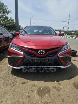 Toyota Camry 2021 Red