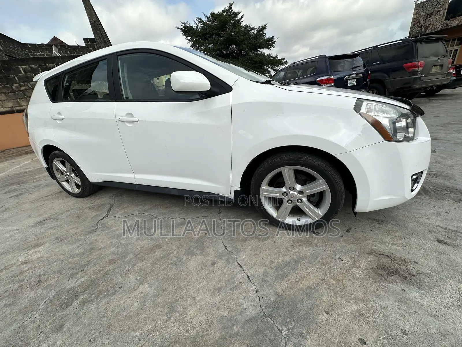 Pontiac Vibe 2008 White