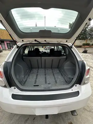 Pontiac Vibe 2008 White