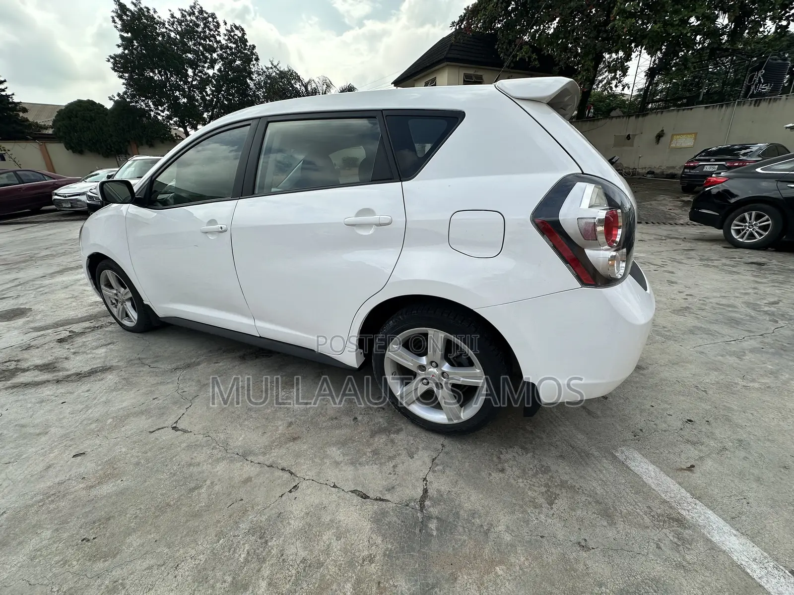 Pontiac Vibe 2008 White