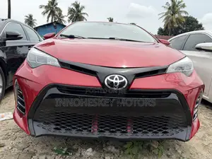 Toyota Corolla XSE 4dr Sedan (1.8L 4cyl CVT) 2017 Red