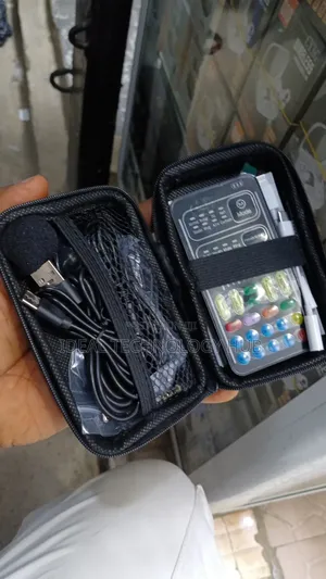 I9 Sound Card Voice Changer With Mic and Phone Jack