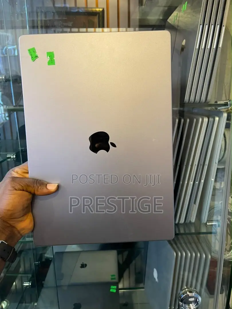 Laptop Apple MacBook Pro 2021 M1 Max 32GB Apple M1 Max SSD 1T
