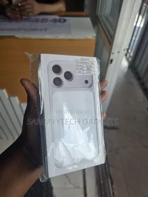 New Apple iPhone 17 Pro Max 2 TB Silver