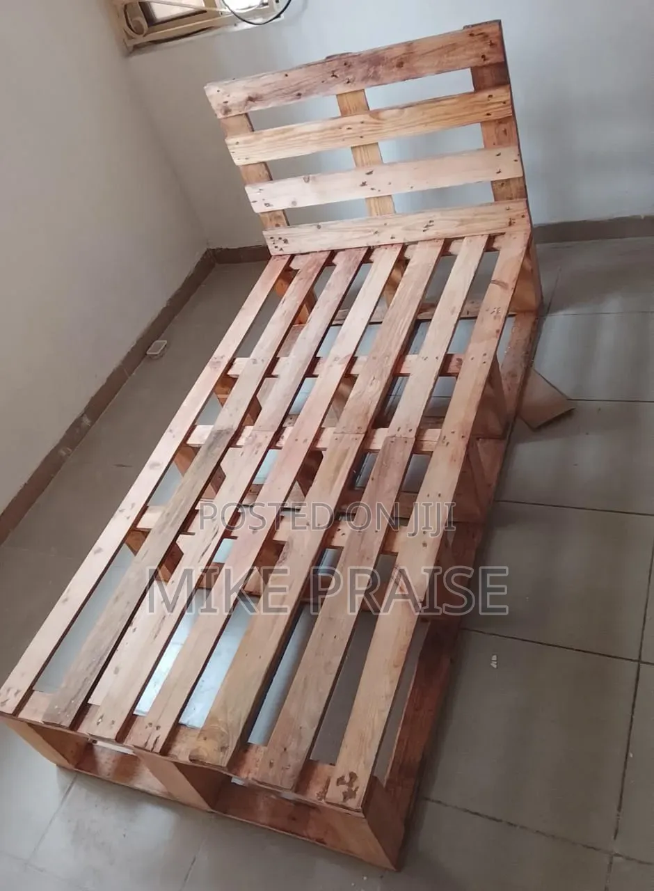 3 by 6 Pallet Bedframe