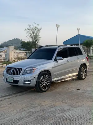 Mercedes-Benz GLK-Class 350 2010 Gray