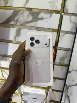 New Apple iPhone 18 Pro Max 256 GB Silver