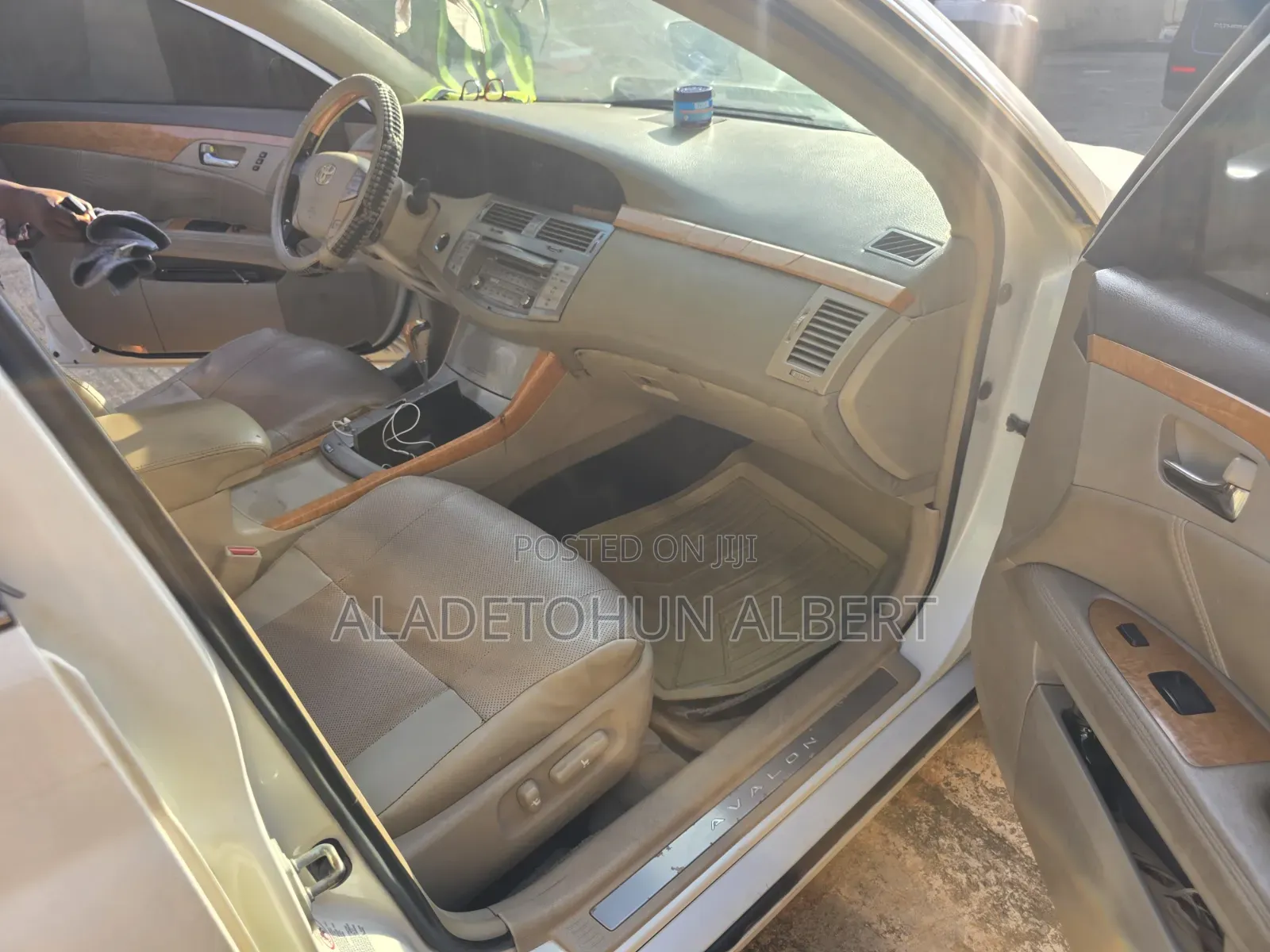 Toyota Avalon Limited 2007 White