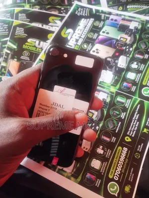 New Apple iPhone 7 128 GB Black