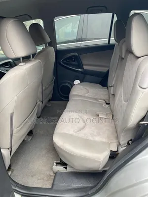 Toyota RAV4 2.5 2012 Silver