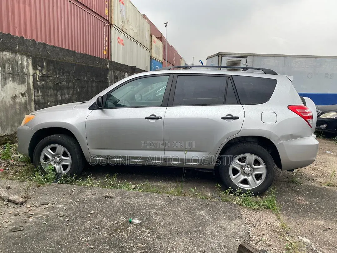Toyota RAV4 2.5 2012 Silver