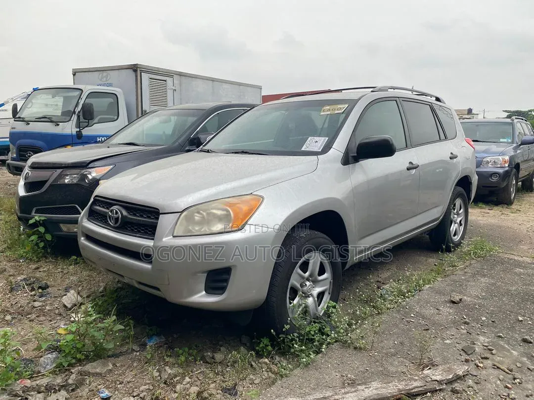 Toyota RAV4 2.5 2012 Silver