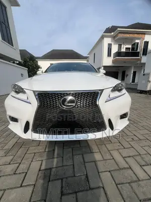 Lexus IS 250 4WD 2015 White