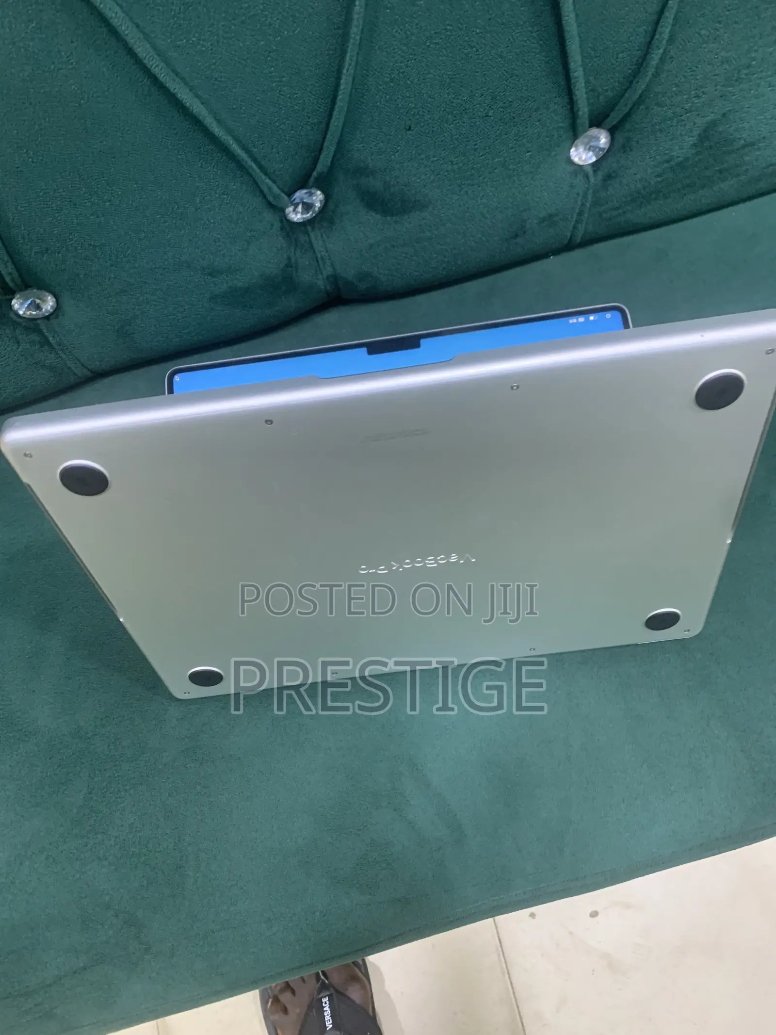Laptop Apple MacBook Pro 2023 M3 18GB Apple M3 Pro SSD 512GB
