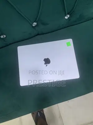 Laptop Apple MacBook Pro 2023 M3 18GB Apple M3 Pro SSD 512GB