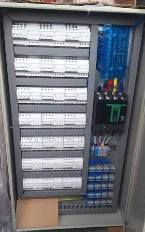 Industrial Electrical Panel 4 Poles SCHNEIDER