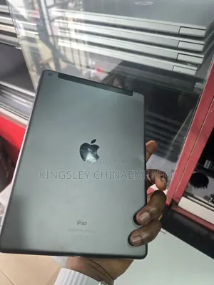 Apple iPad 10.2 (2020) 128 GB Gray