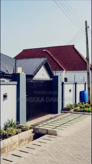 Furnished 4bdrm Bungalow in Olorunda, Ibadan for sale