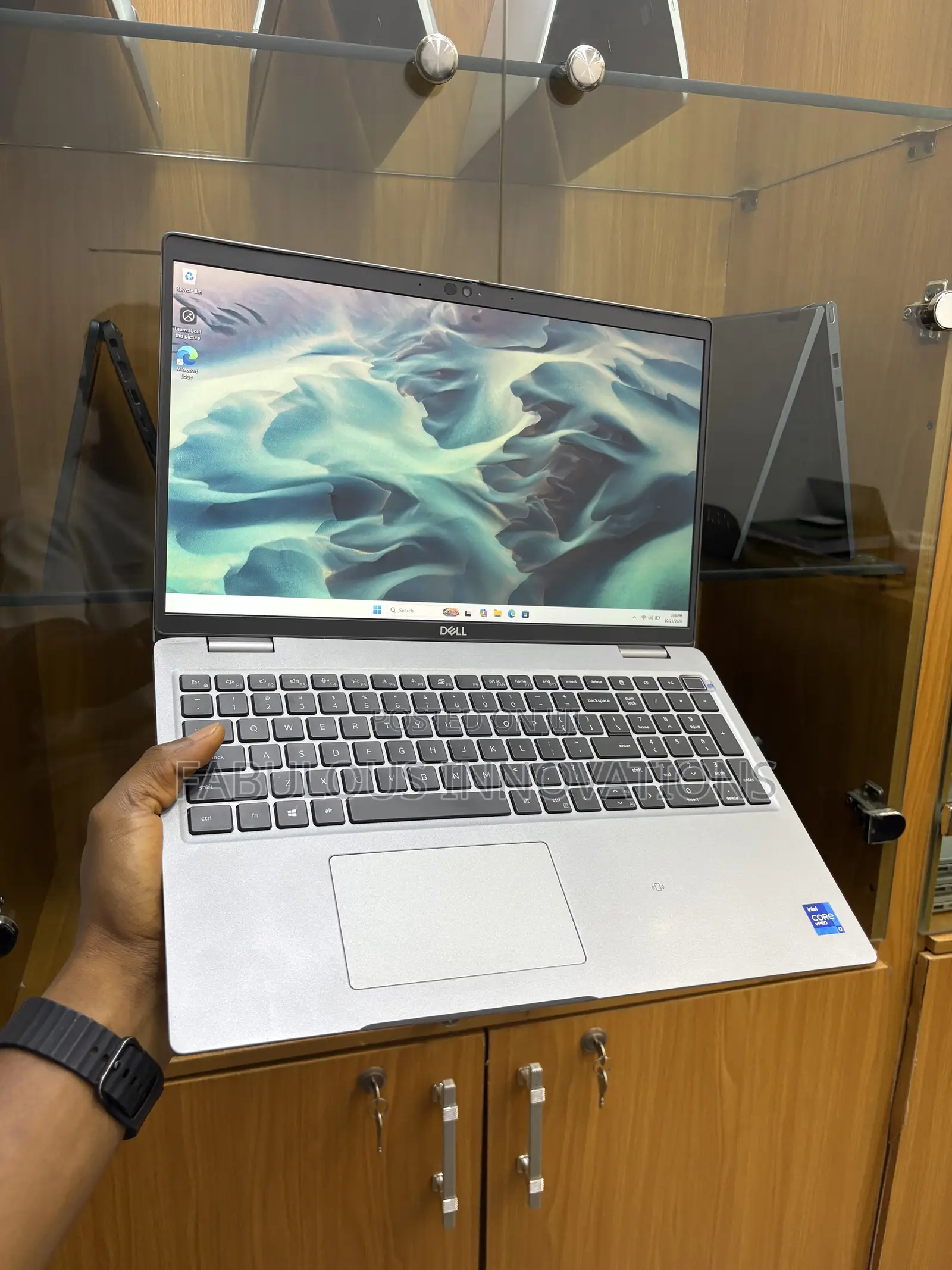 Laptop Dell Latitude 5520 16GB Intel Core i7 SSD 256GB