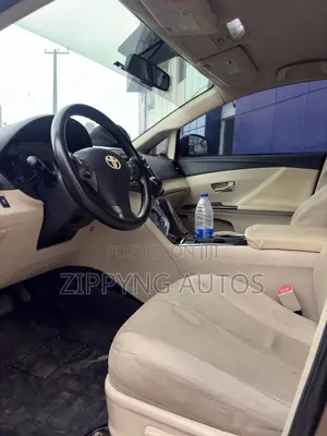 Toyota Venza XLE 2009 Brown