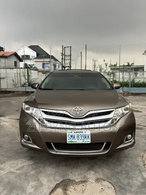 Toyota Venza XLE 2009 Brown