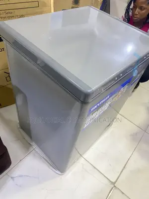 Skyrun 100L Chest Freezer With Front Water Drainage