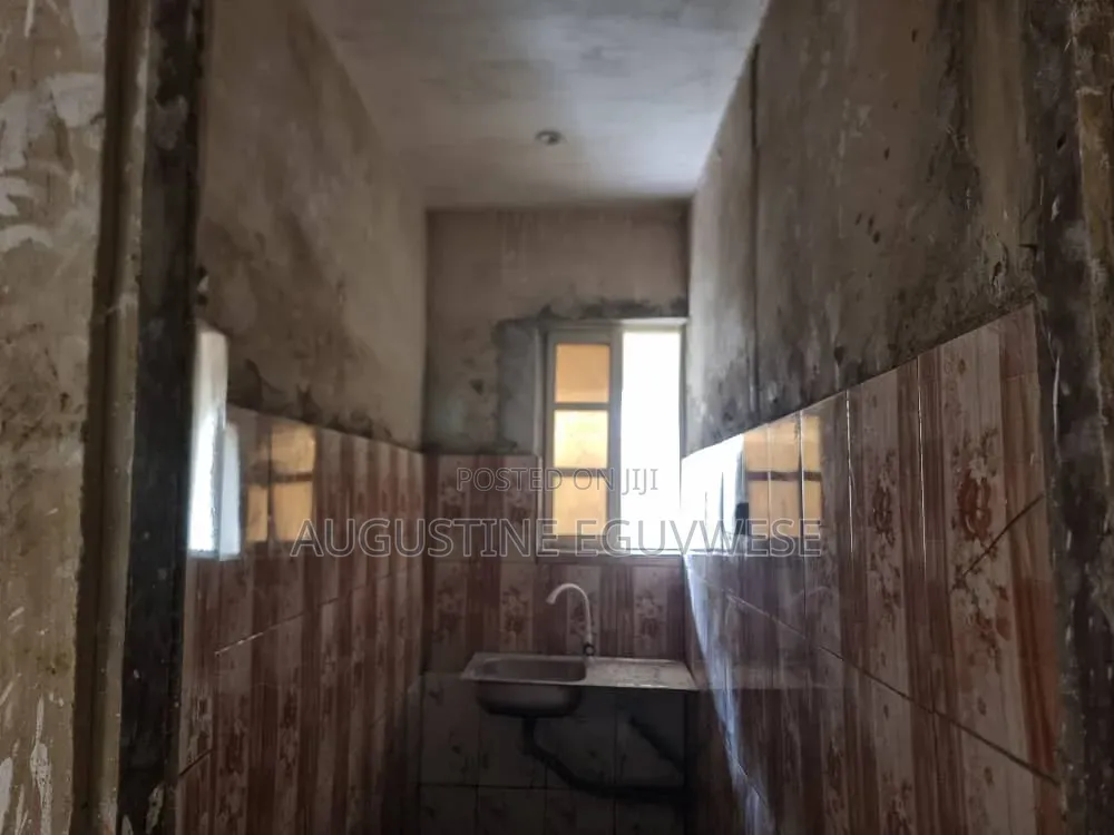 Mini Flat in Agoro, Ojo for rent