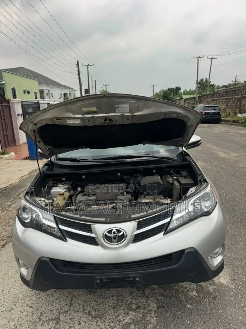 Toyota RAV4 2014 Silver