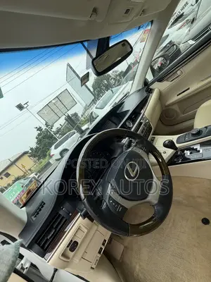 Lexus ES 350 FWD 2013 White