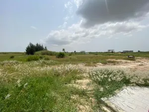 Distressed Prime 6,900sqm Plot