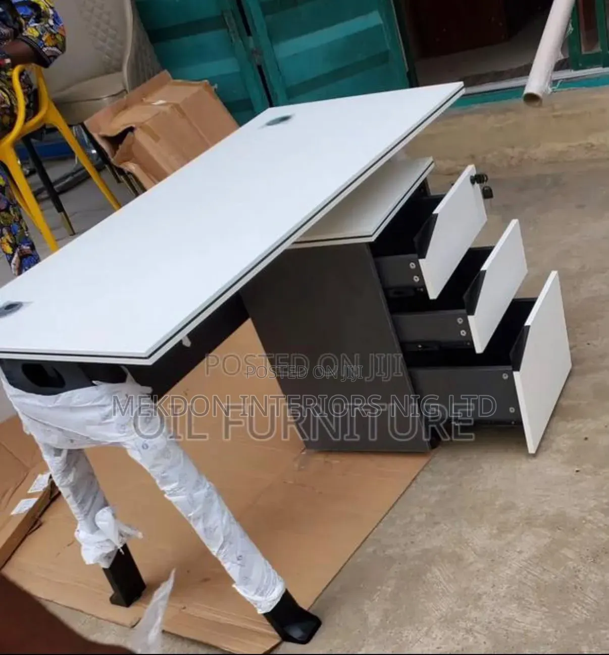 Portable White Office Table