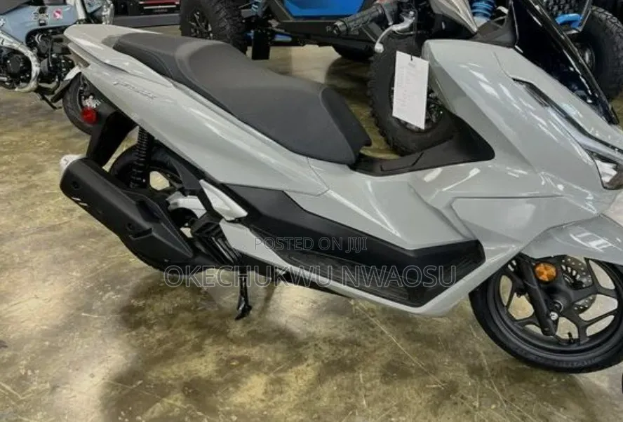 Honda 2025 White