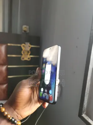 Apple iPhone 12 64 GB Blue
