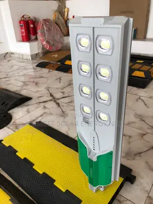 Safety Commercial 300W Solar Powered Road Light