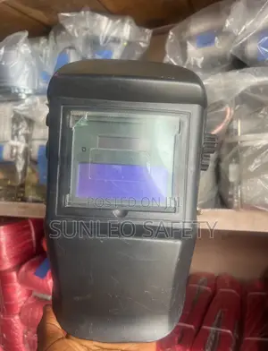 Auto Darkening Welding Helmet – Solar Powered & Battery Operated