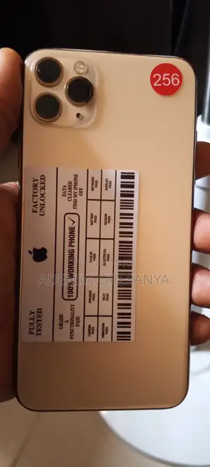 Apple iPhone 11 256 GB Gold