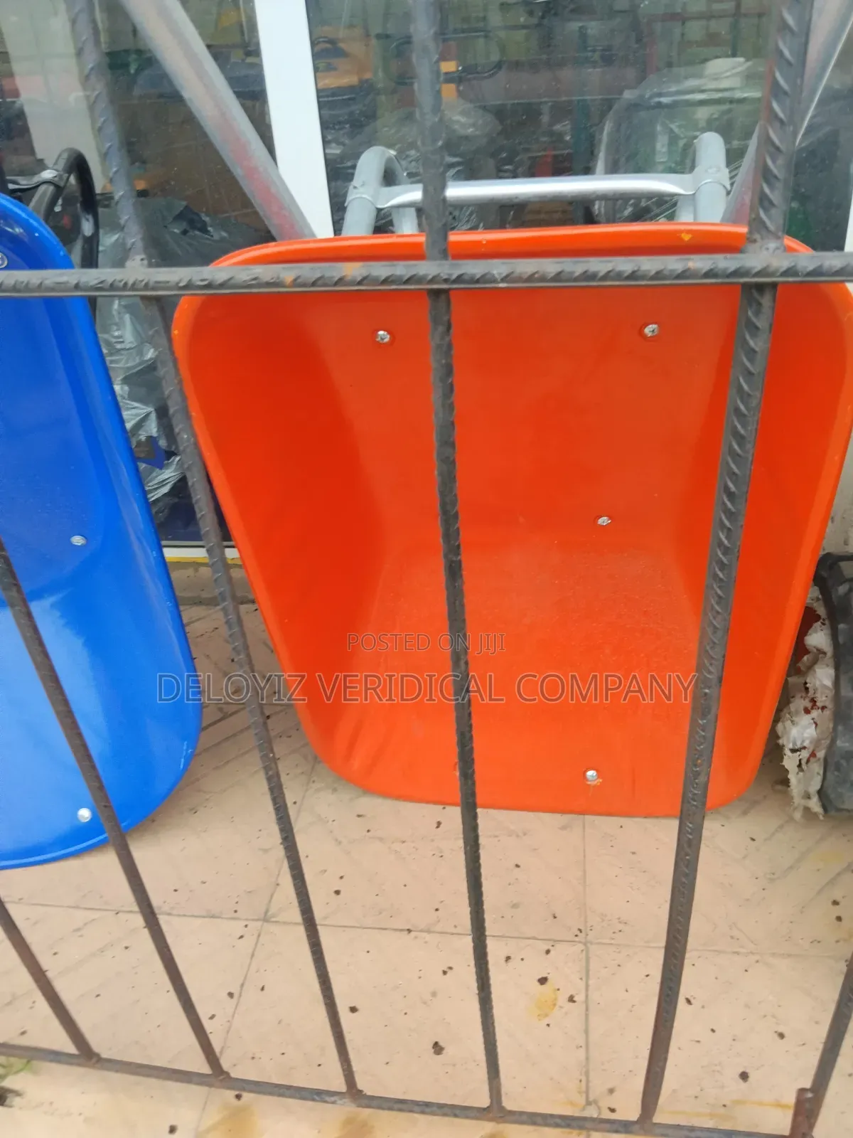 Wheel Barrow . Heavy Duty.
