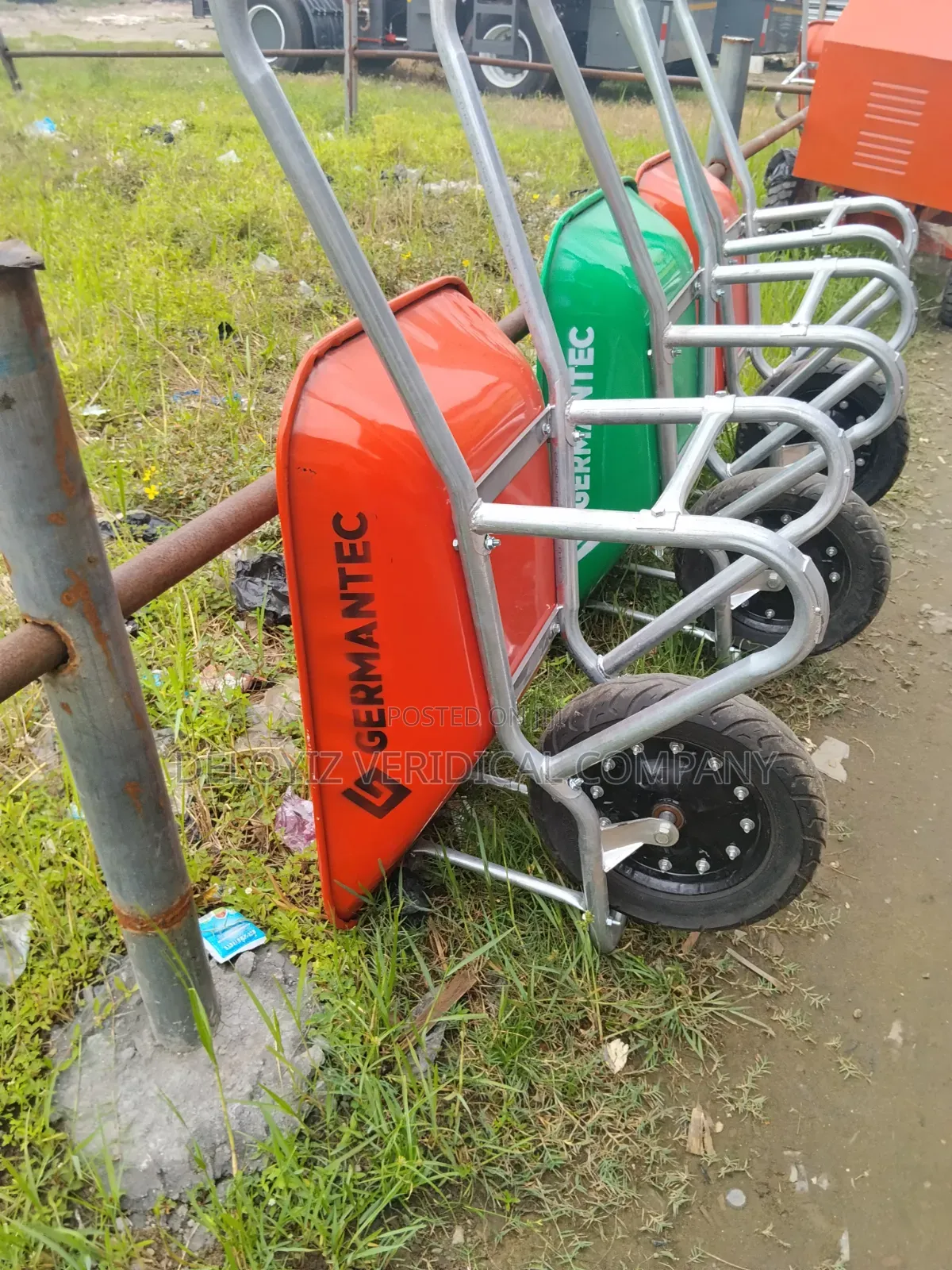 Wheel Barrow . Heavy Duty.