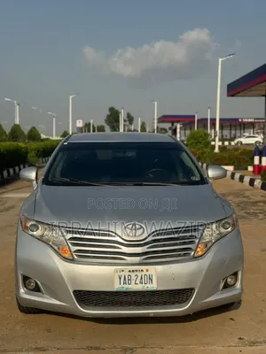 Toyota Venza 2012 Silver
